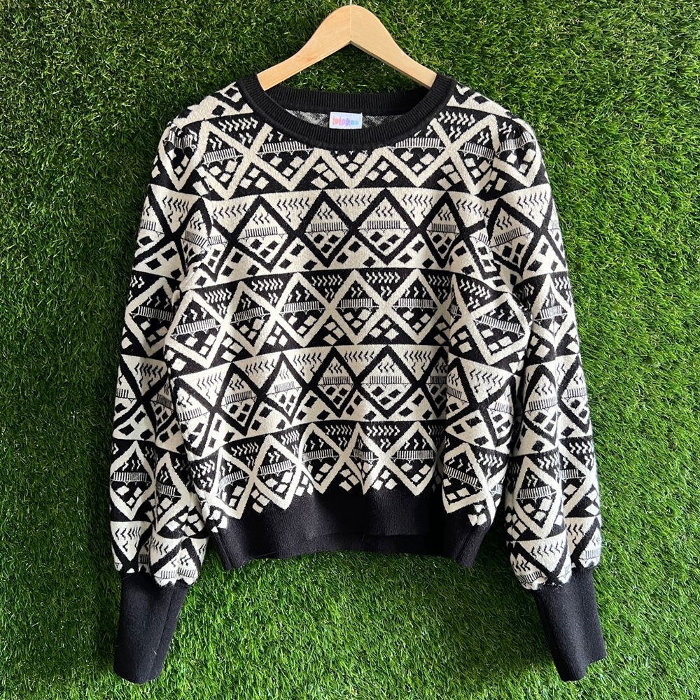 LuLaRoe Piper Tribal Geometric Knit Sweater